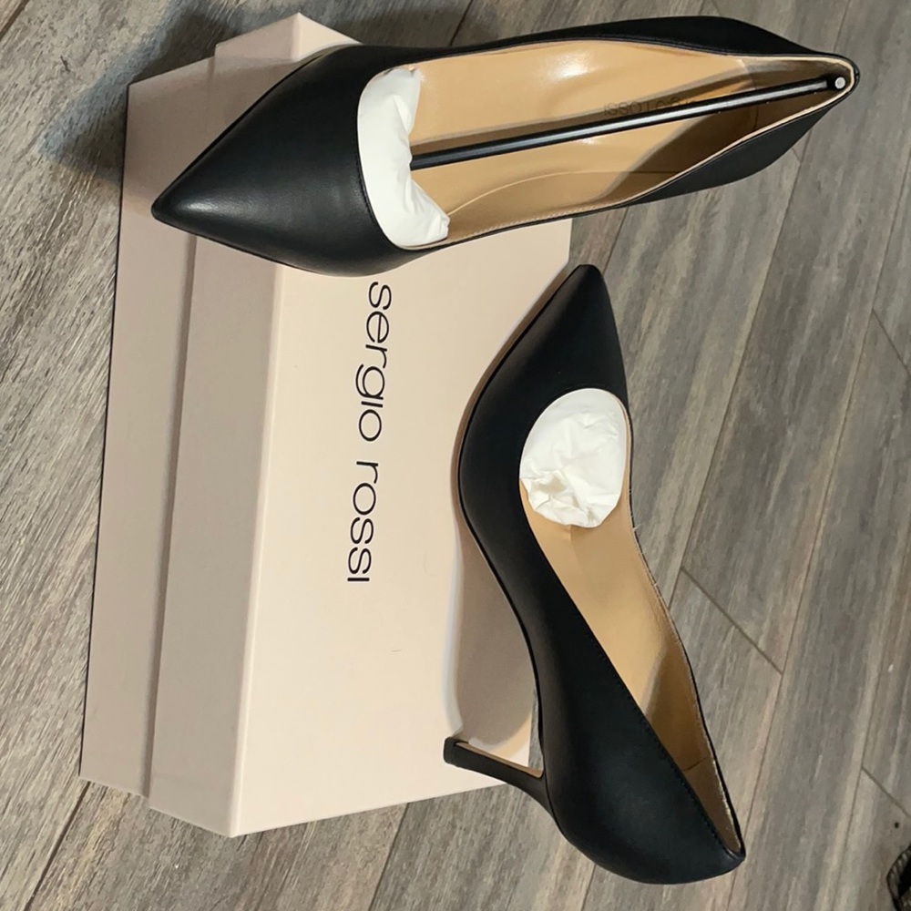 NIB Sergio Rossi black leather pumps.
